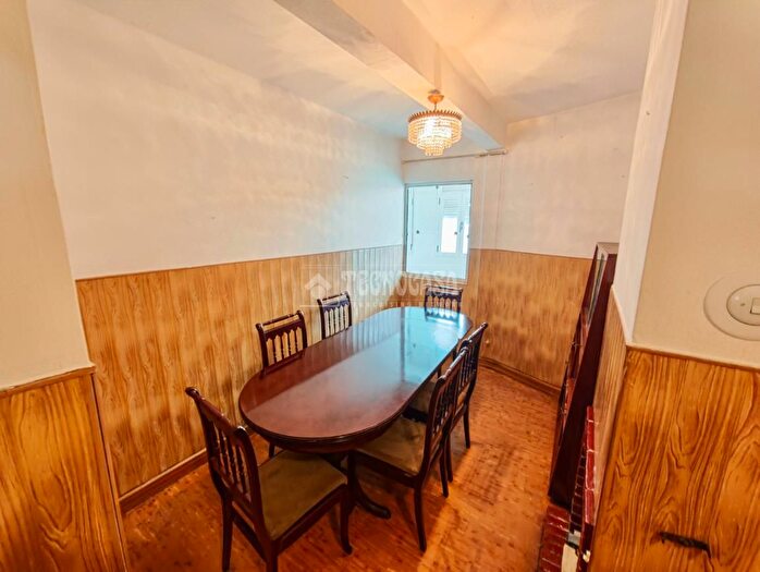 Casas en venta y pisos alquiler - 2