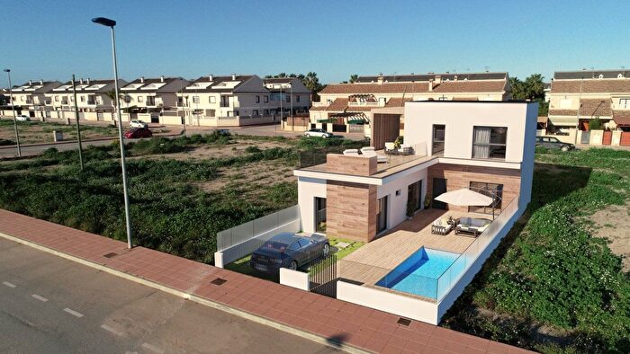Casas en venta y pisos alquiler - 1