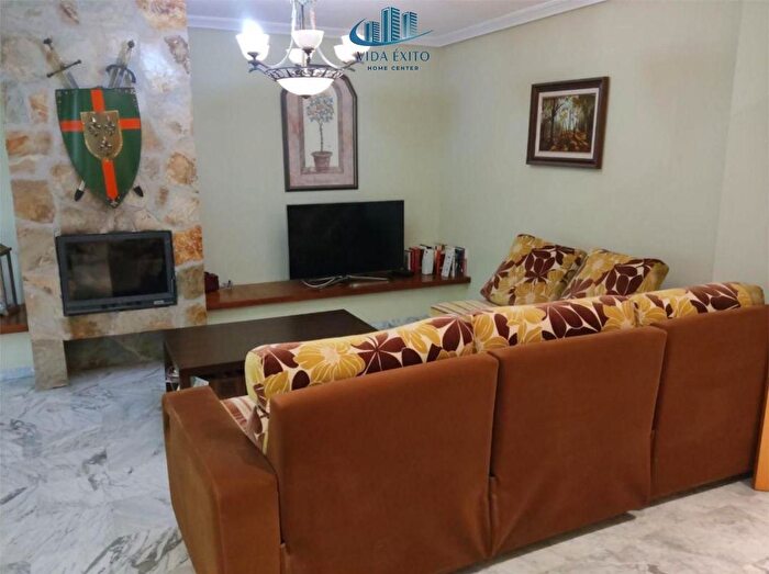 Casas en venta y pisos alquiler - 2