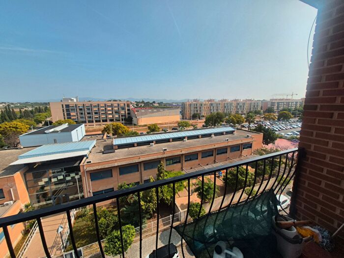 Piso en alquiler en Moncada, Valencia de 4 habitaciones