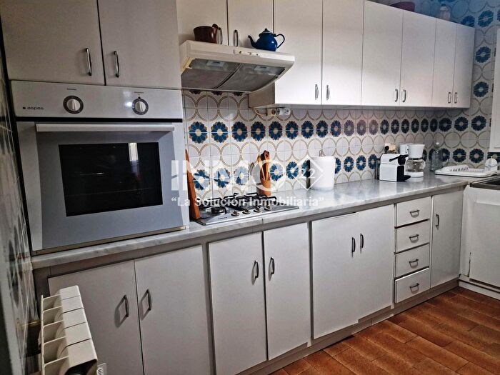 Casas en venta y pisos alquiler - 2