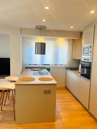 Casas en venta y pisos alquiler - 2