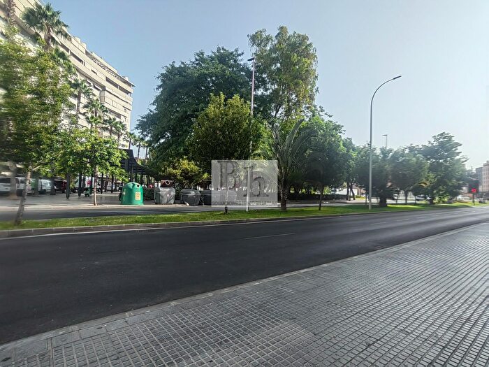 Piso en venta en Cruz de Humilladero, La Unión Cruz de Humilladero Los Tilos de 3 habitaciones
