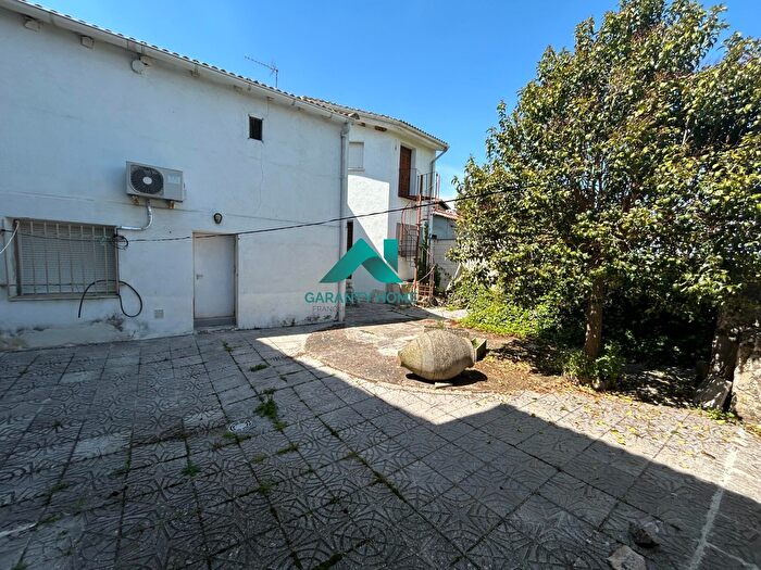 Casas en venta y pisos alquiler - 2