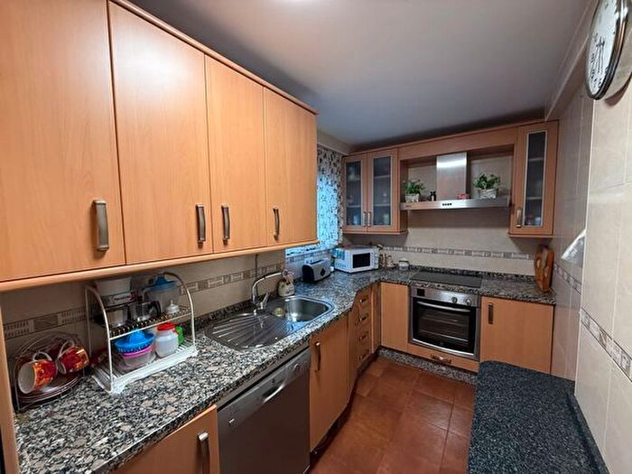 Casas en venta y pisos alquiler - 2