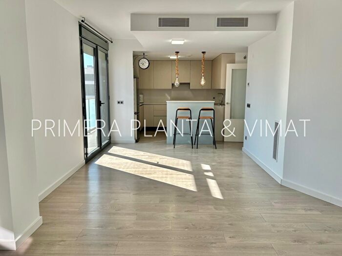 Casas en venta y pisos alquiler - 1