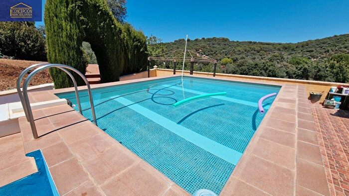 Casa en venta en Periurbano Oeste Sierra, Las Jaras de 6 habitaciones