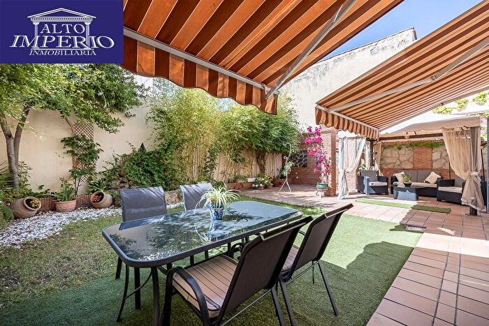 Casas en venta y pisos alquiler - 1