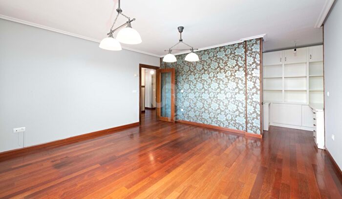 Casas en venta y pisos alquiler - 2