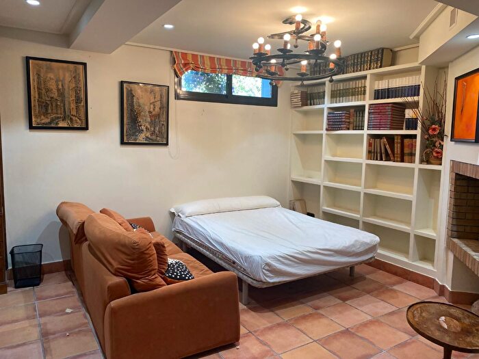 Casas en venta y pisos alquiler - 2