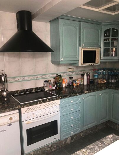 Casas en venta y pisos alquiler - 1