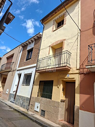 Casas en venta y pisos alquiler - 1
