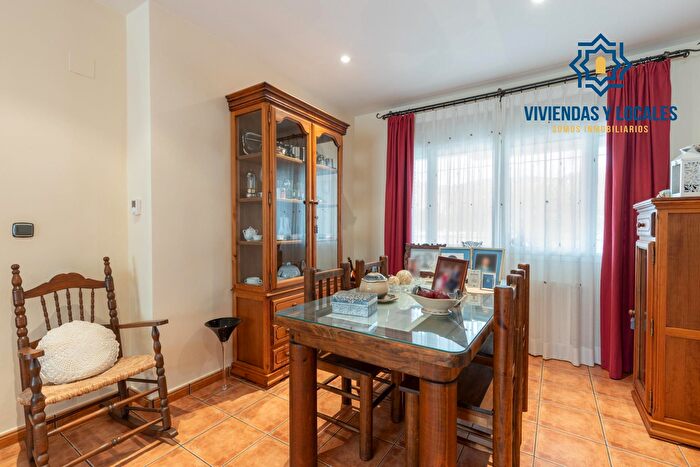 Casas en venta y pisos alquiler - 2