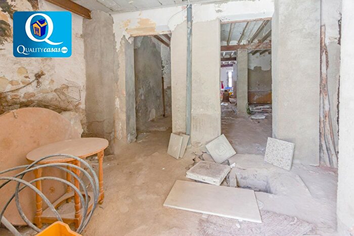 Casas en venta y pisos alquiler - 2