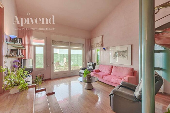 Casa en venta en Nord, Roses de 4 habitaciones