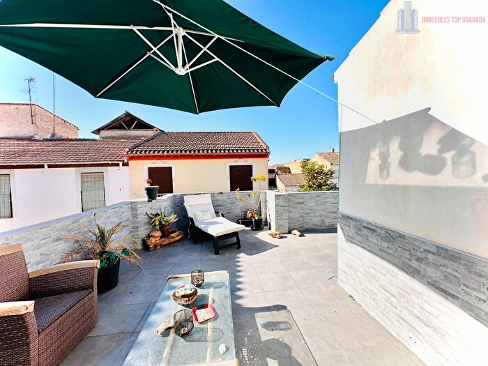 Casas en venta y pisos alquiler - 1