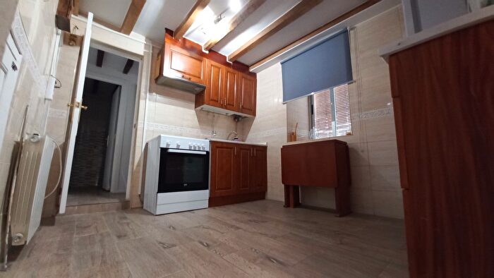 Casas en venta y pisos alquiler - 2