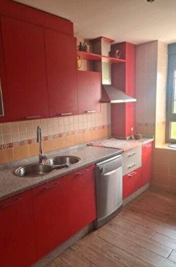 Casas en venta y pisos alquiler - 3