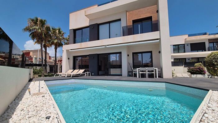 Casas en venta y pisos alquiler - 1