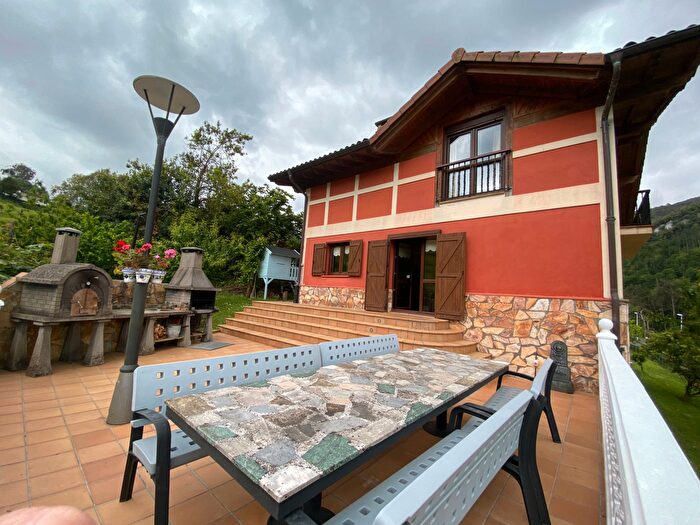 Casas en venta y pisos alquiler - 1