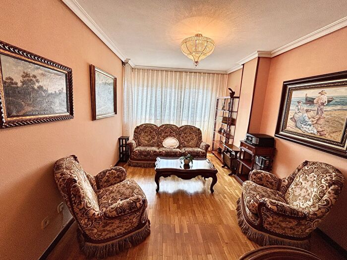 Casas en venta y pisos alquiler - 2