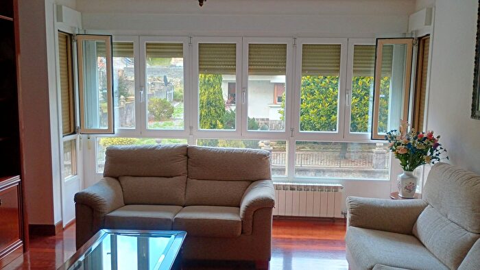 Casas en venta y pisos alquiler - 1