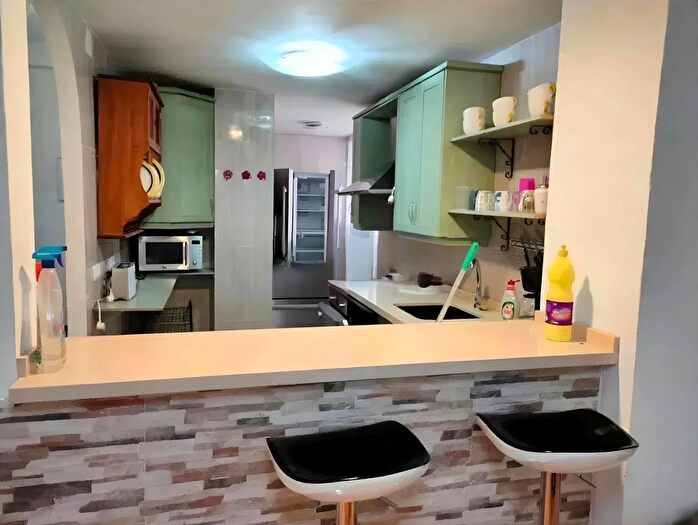 Casas en venta y pisos alquiler - 2