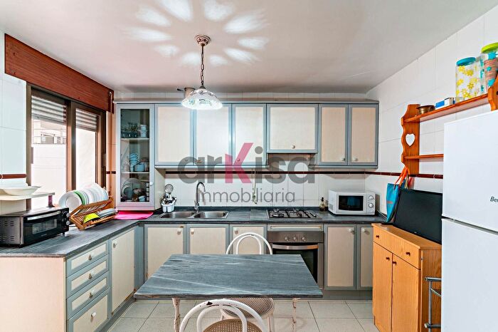 Casas en venta y pisos alquiler - 3