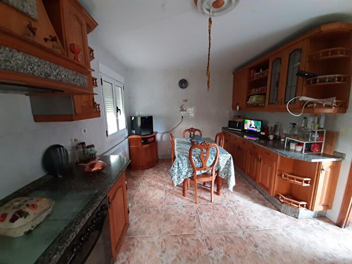 Casas en venta y pisos alquiler - 2
