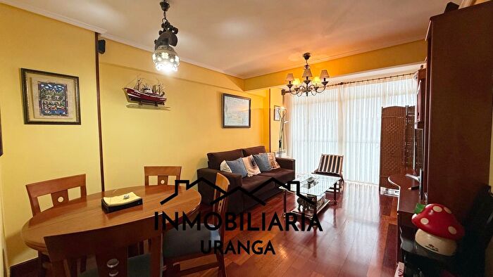 Casas en venta y pisos alquiler - 1