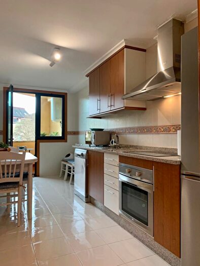 Casas en venta y pisos alquiler - 3