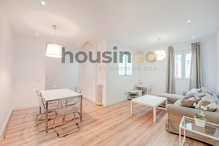 Casas en venta y pisos alquiler - 1