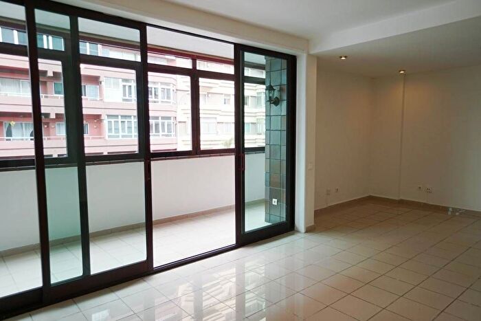 Piso en alquiler en Centro, Triana de 4 habitaciones