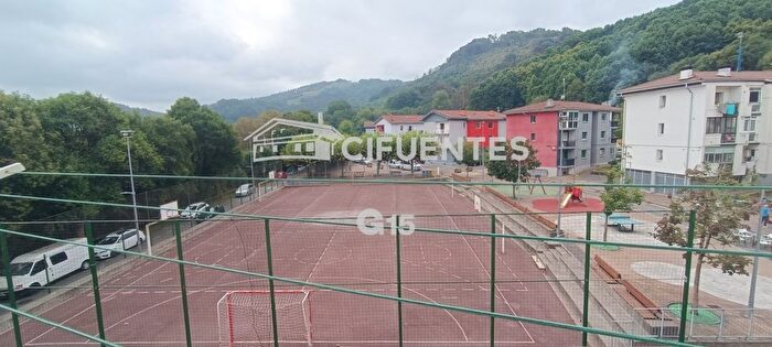 Casas en venta y pisos alquiler - 3