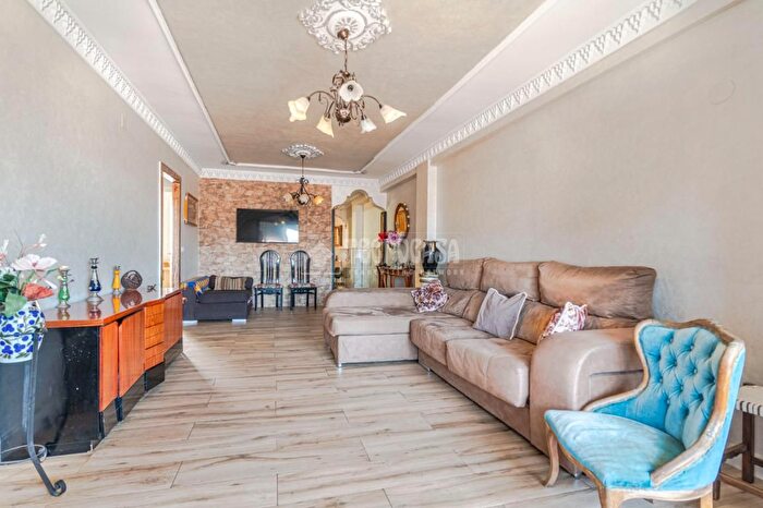 Casas en venta y pisos alquiler - 2