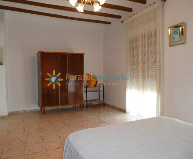 Casas en venta y pisos alquiler - 2