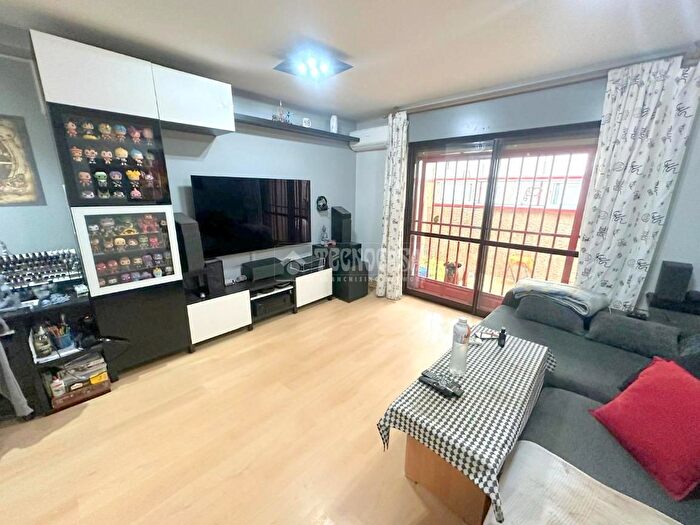 Casa en venta en Puente de Vallecas, Entrevías de 3 habitaciones