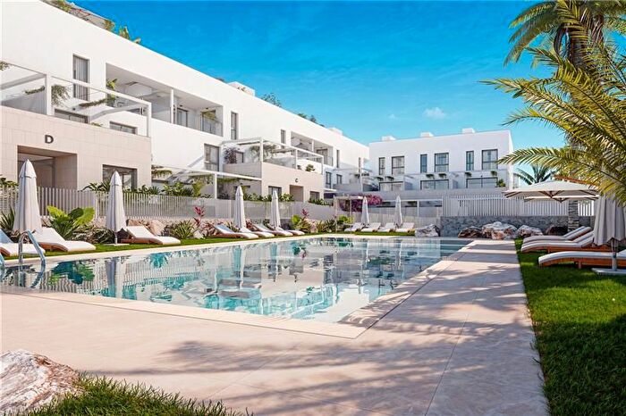 Piso en venta en Ses Figueretes Platja den Bossa Cas Serres, Eivissa de 3 habitaciones