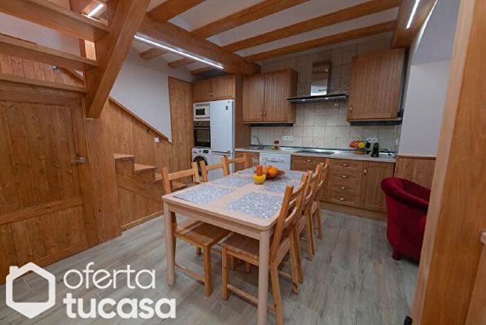 Casas en venta y pisos alquiler - 3