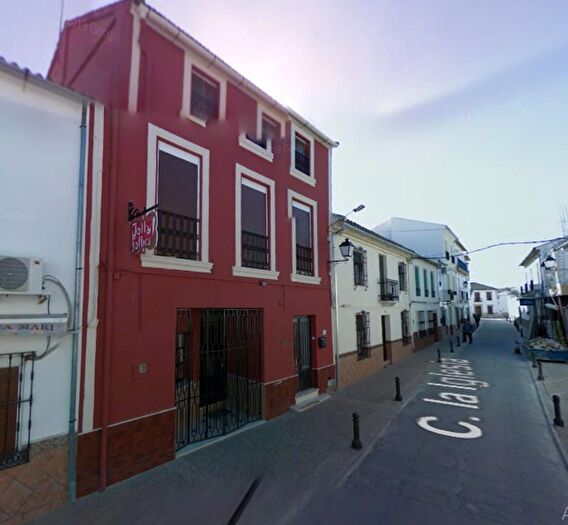 Casas en venta y pisos alquiler - 2