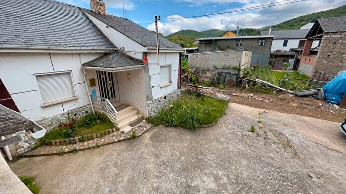 Casas en venta y pisos alquiler - 2