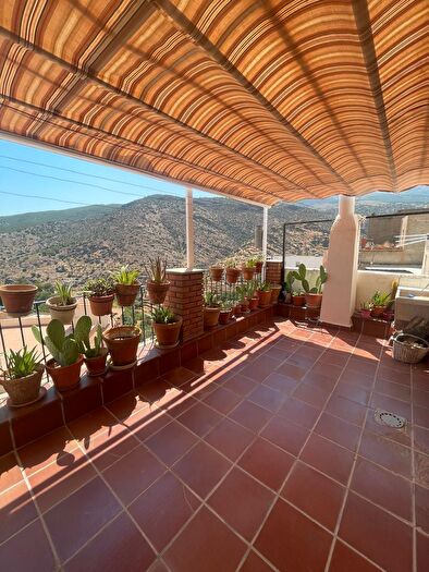 Piso en alquiler en Abrucena, Almería de 3 habitaciones
