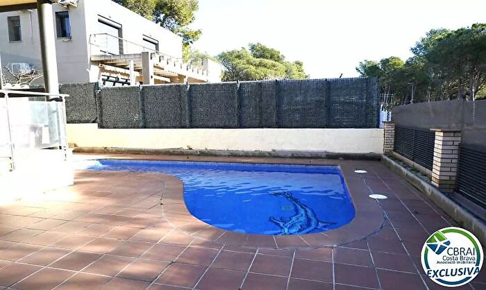 Casa en venta en Nord, Roses de 4 habitaciones