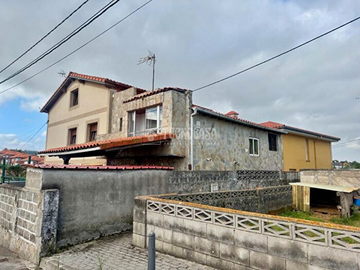 Casa en venta en Alisal San Román, Santander de 4 habitaciones