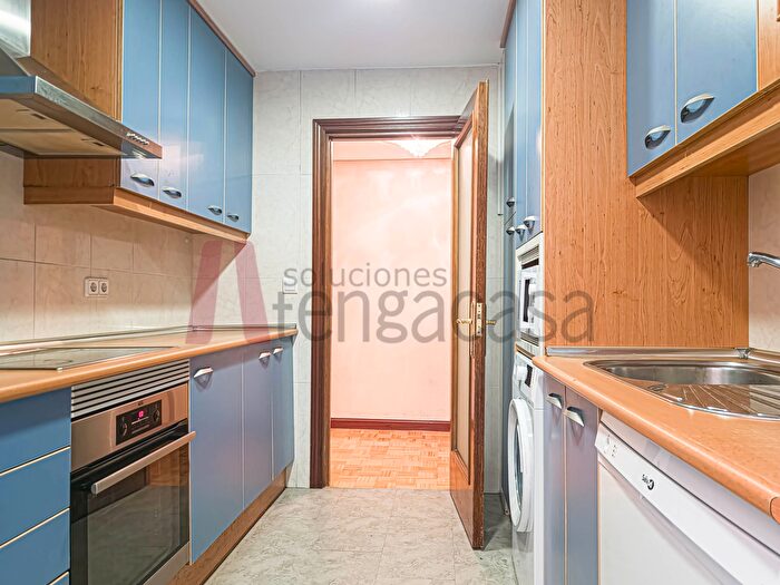 Casas en venta y pisos alquiler - 3