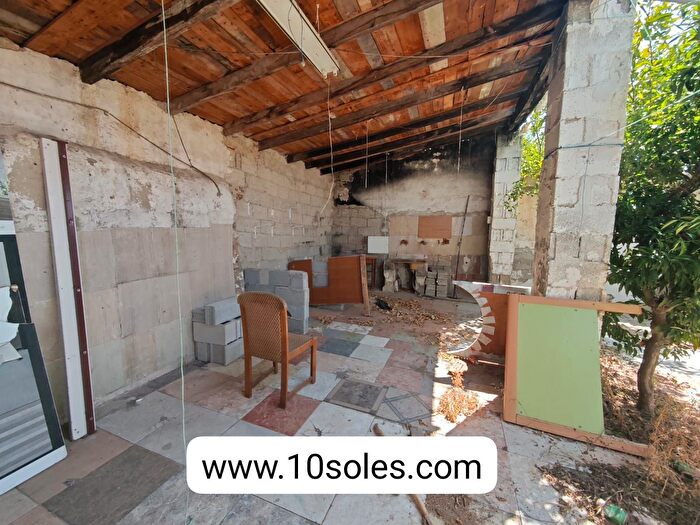 Casas en venta y pisos alquiler - 3