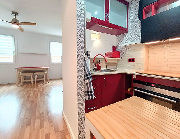 Casas en venta y pisos alquiler - 3