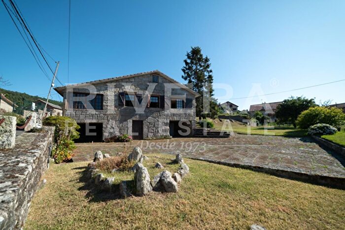 Casa en venta en Baiona, Pontevedra de 3 habitaciones