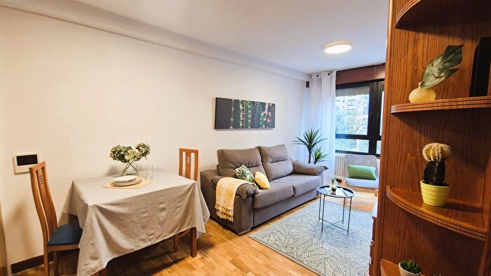Casas en venta y pisos alquiler - 2