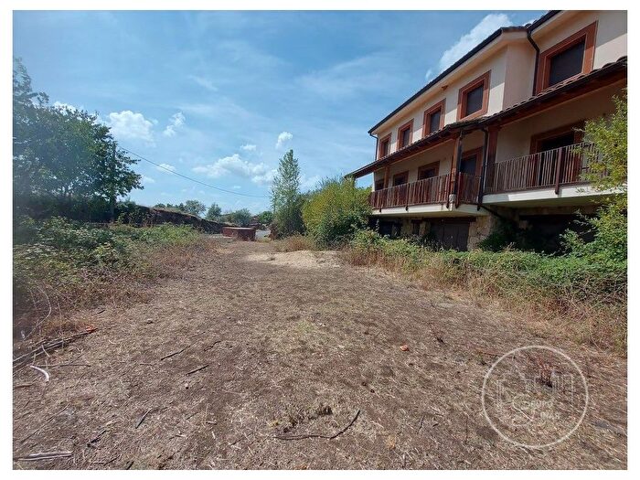 Casa en venta en Poyales del Hoyo, Ávila de 3 habitaciones